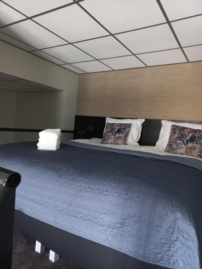 Boutique Hotel De Oude Veste Hellevoetsluis Extérieur photo
